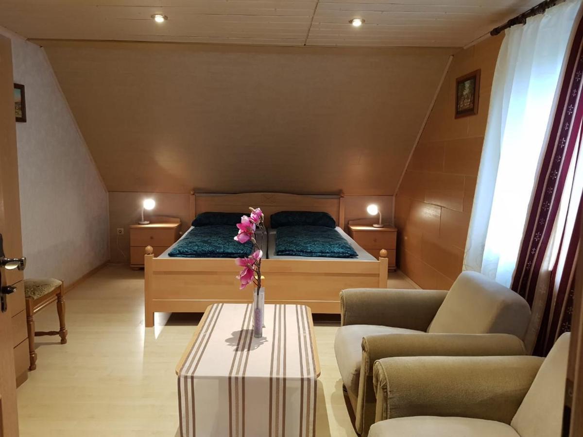 Le Delizie Siciliane Hotell Oelsnitz  Eksteriør bilde
